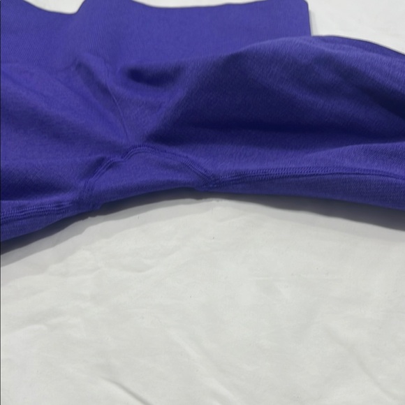 Lululemon Athletica Purple Leggings with Wide Waistband and Tapered Leg - Picture 4 of 6